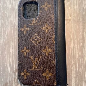 Louis Vuitton iphone11 case